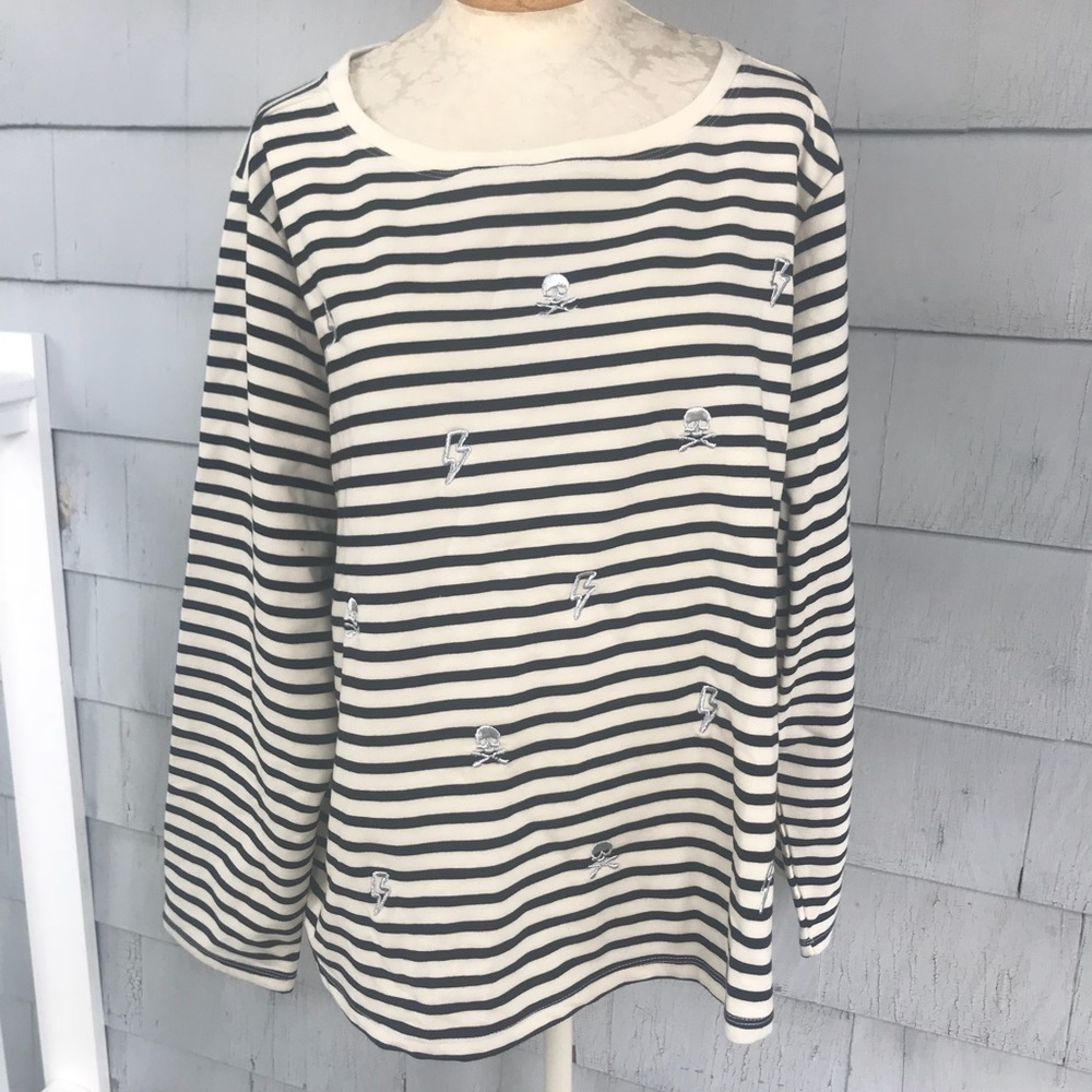 NWT Betsy Johnson Striped Sweater Skulls Lightning